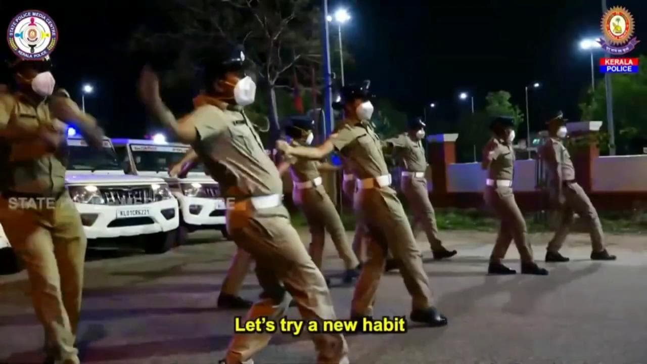 India, nuovo balletto virale della polizia del Kerala per incoraggiare l'uso della mascherina