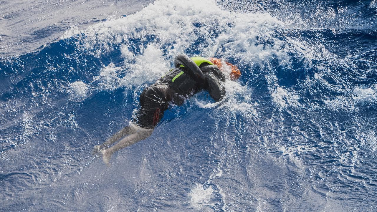 La strage al largo delle Libia, Porro (Sos Mediterranee): "Abbiamo navigato in un mare di cadaveri"