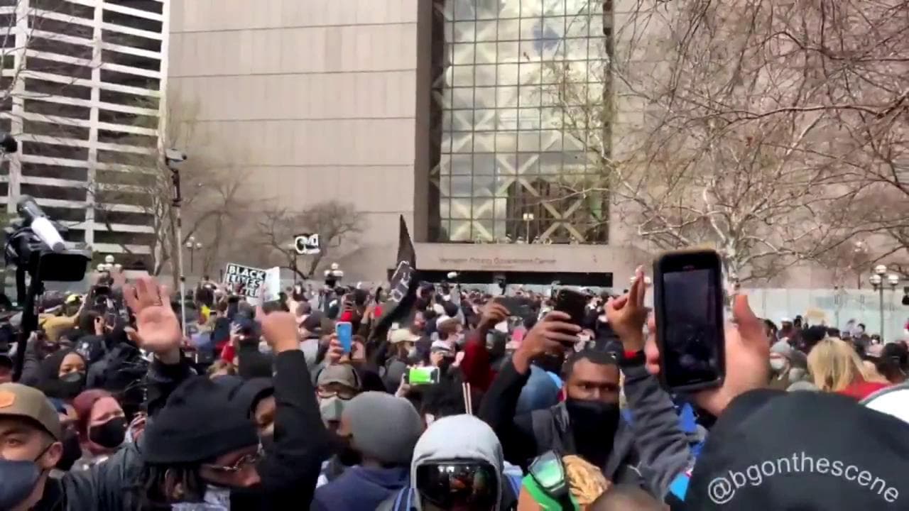 Processo Floyd: la festa a Minneapolis dopo la condanna di Chauvin