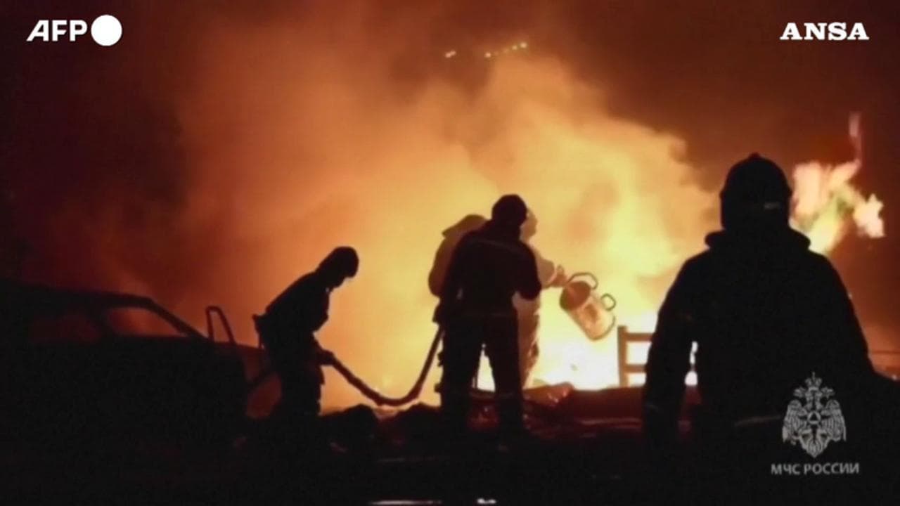 Esplosione in una stazione di servizio in Daghestan: almeno 35 i morti e più di 100 i feriti