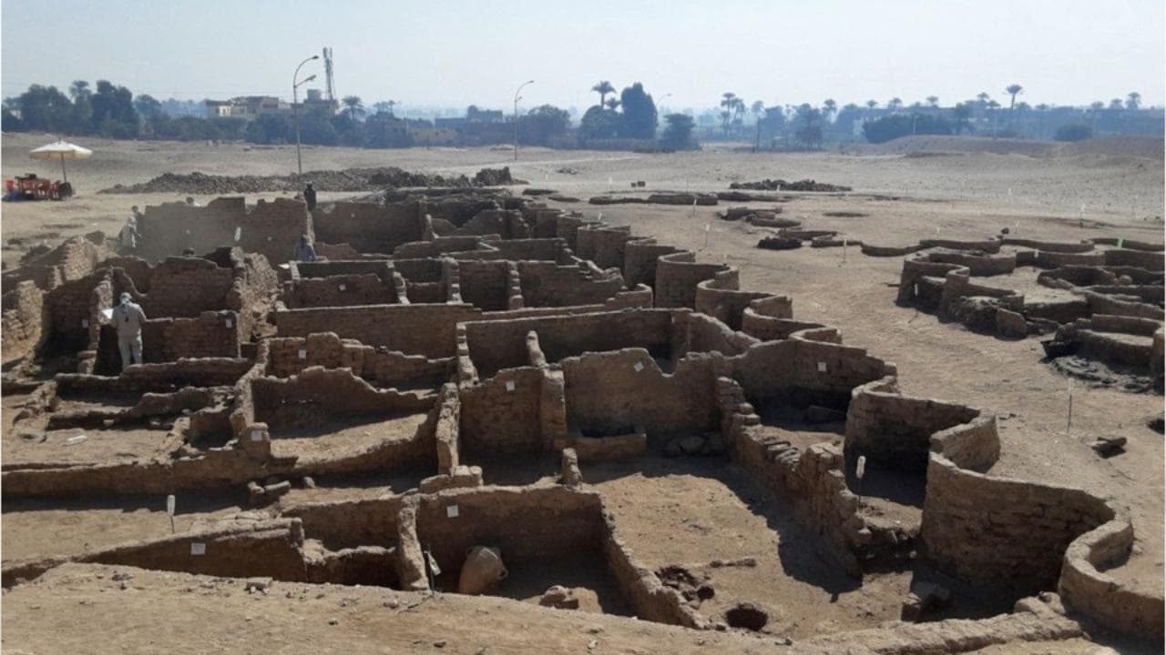 Egitto, ritrovata una città di tremila anni fa: "La scoperta più importante dopo la tomba di Tutankhamon"