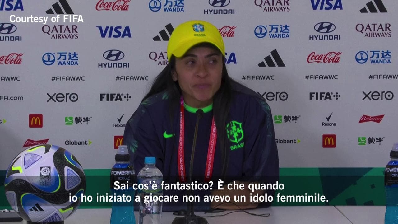 Calcio, Marta in lacrime: "Non avevo una calciatrice da ammirare, ora per le bambine siamo un modello"