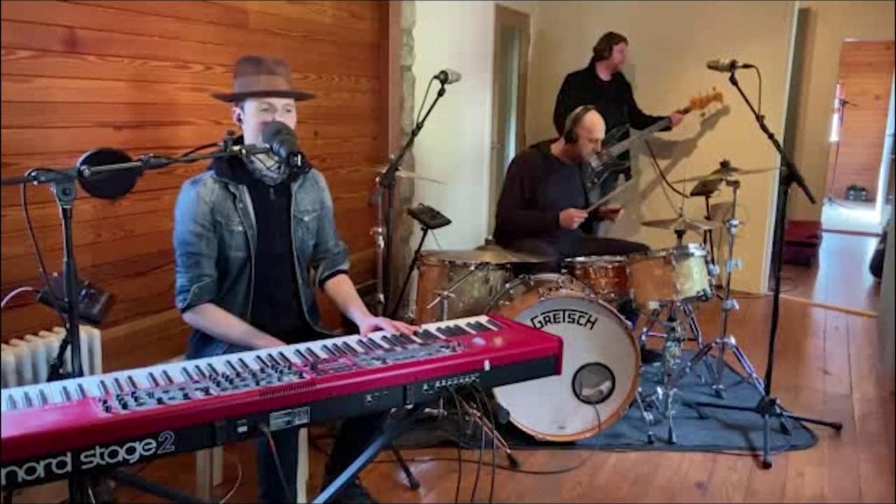 The Fratellis, il live per 'Repubblica': ecco 'Need a Little Love'