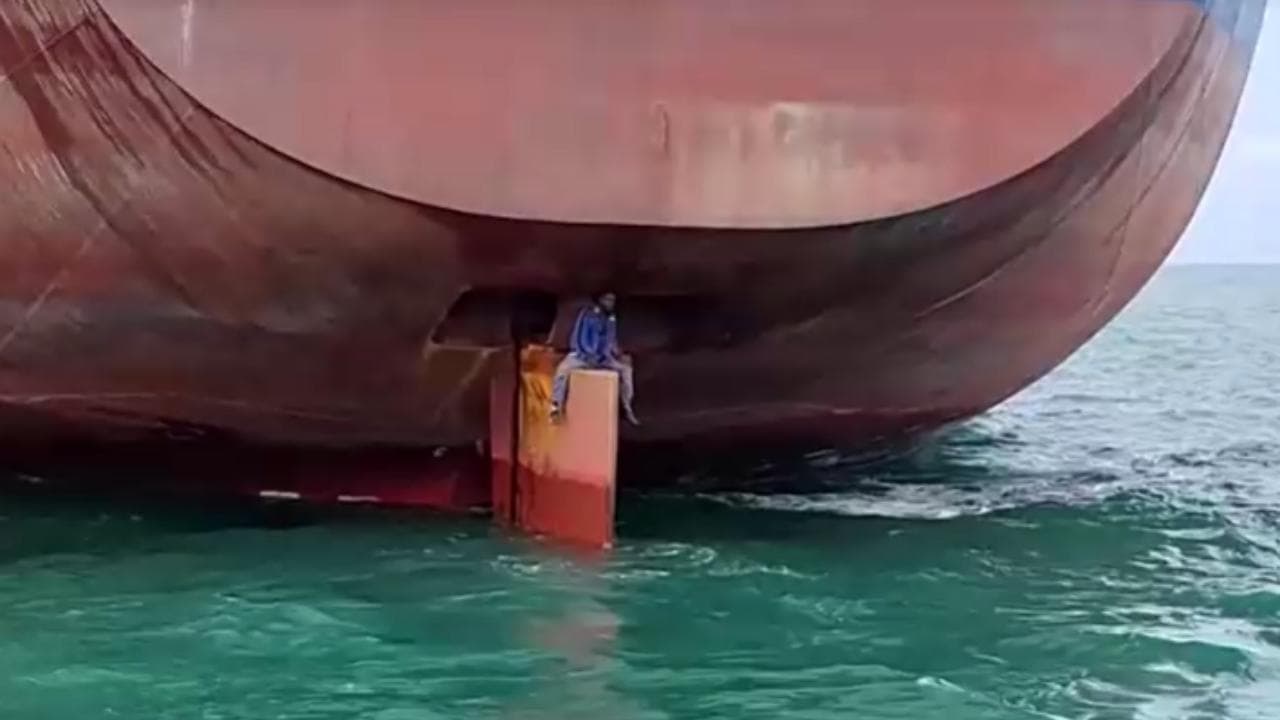 L’incredibile viaggio di quattro migranti africani: dalla Nigeria al Brasile, quattordici giorni nel vano timone sotto una nave cargo