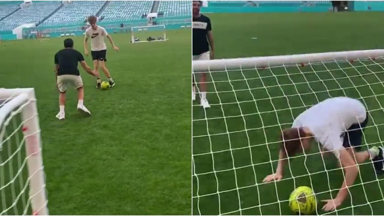Jannik Sinner, sfida a calcetto: il gol di testa aspettando la finale ai Masters di Miami