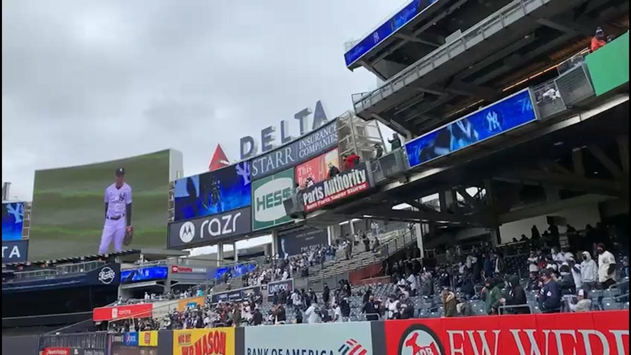 New York, dopo un anno riapre lo Yankee Stadium: 10mila persone per l'Opening Day di baseball
