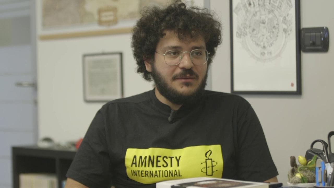 Patrick Zaki ospite a Repubblica: "Il carcere non mi ha cambiato: continuerò a battermi per i diritti umani"