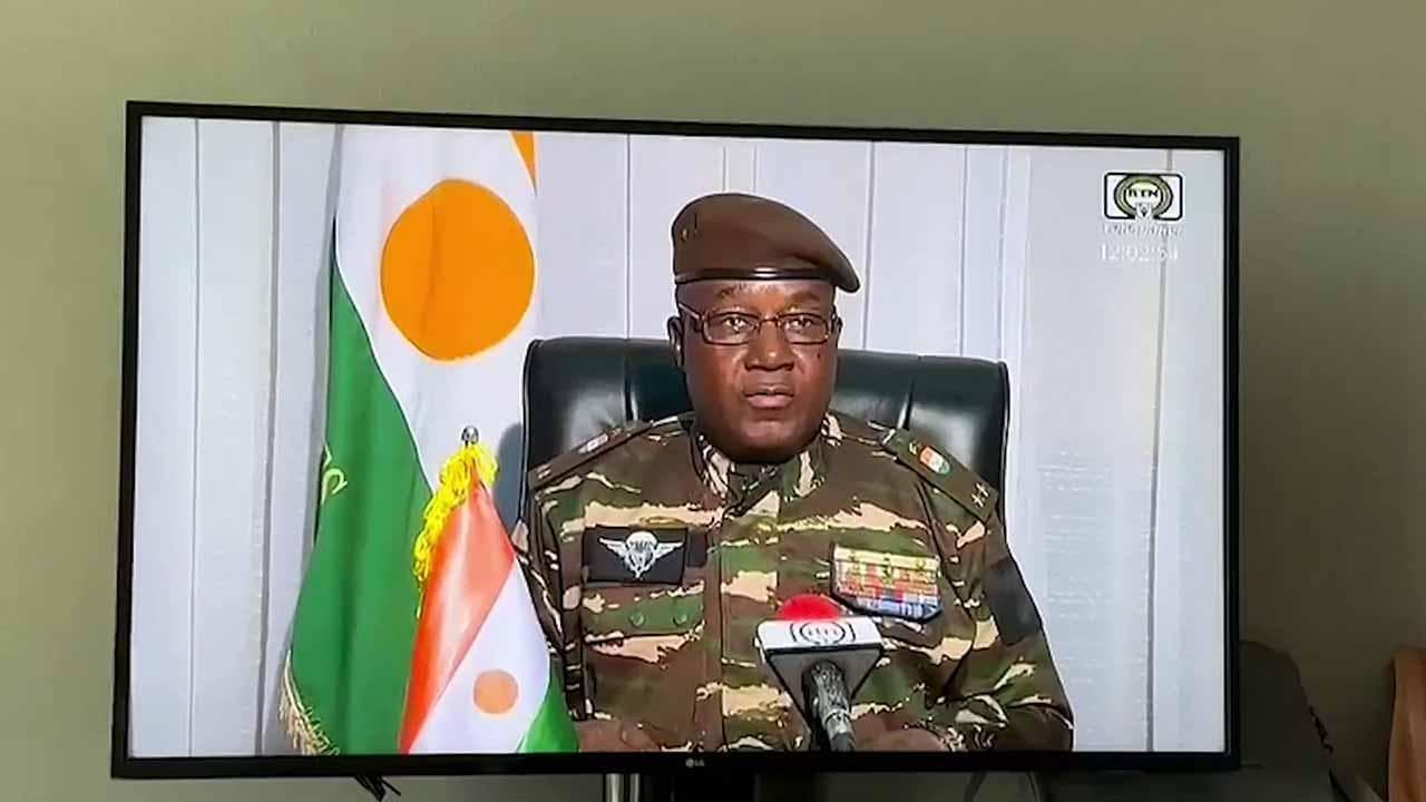 Niger, il generale Tchiani in tv si autoproclama capo del "Consiglio per la salvaguardia del Paese"