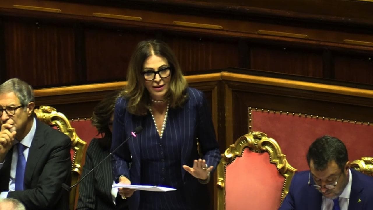 Santanchè al Senato: "Sull'avviso di garanzia ho detto la verità. Chi dice il contrario, mente"