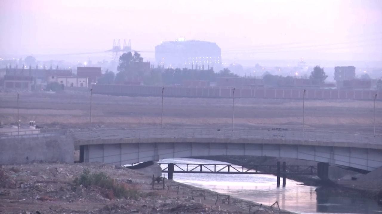 Suez, disincagliata la nave che bloccava il canale: le prime immagini dopo la liberazione