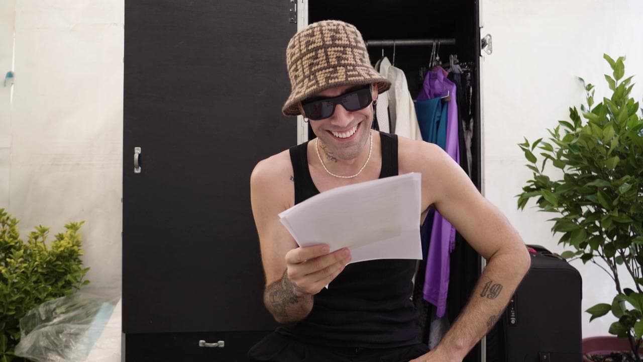 Mr. Rain risponde ai tweet cattivi: "Stupido criticare il coro dei bambini di 'Supereroi' a Sanremo"