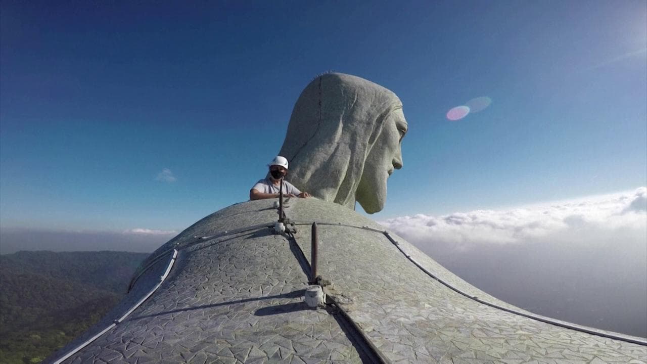 Rio de Janeiro, il Cristo Redentore compie 90 anni: il restauro è mozzafiato