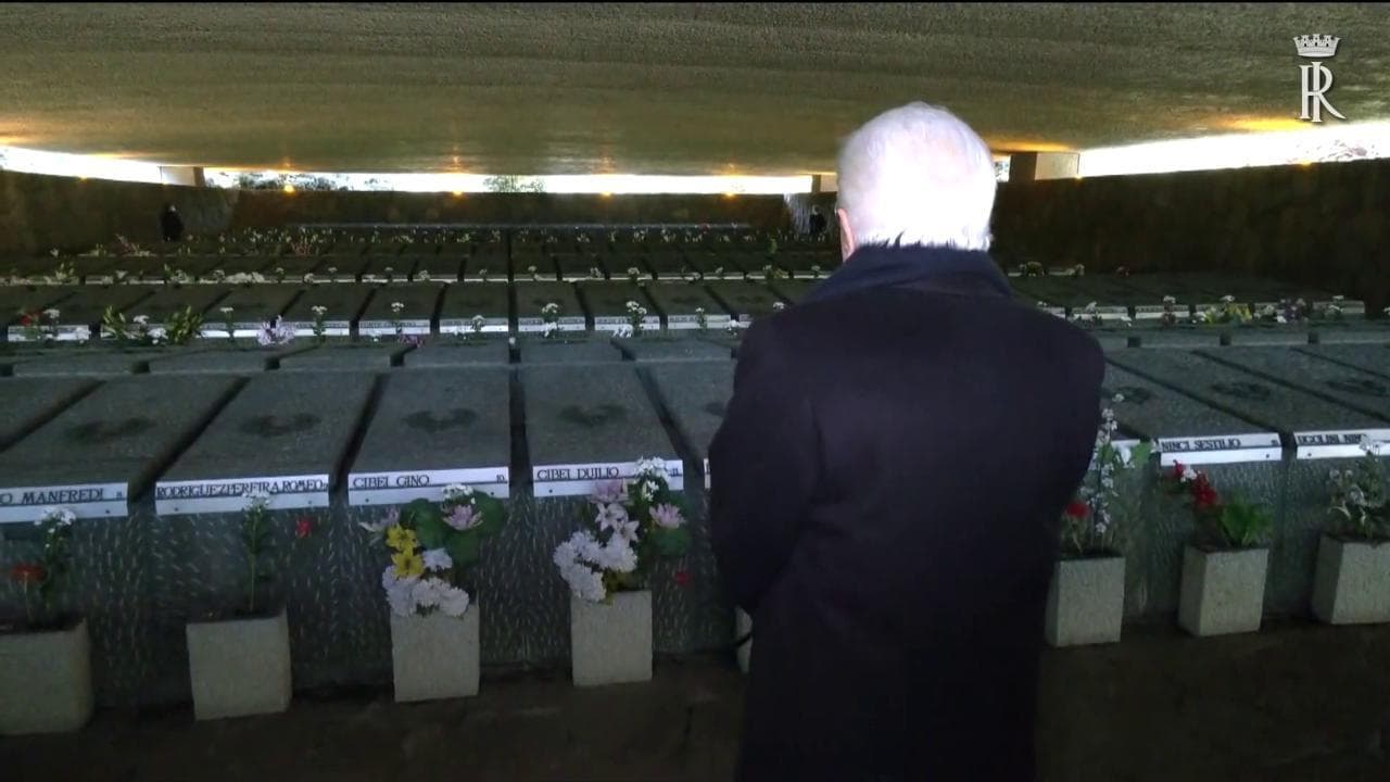 Fosse Ardeatine, l'omaggio di Mattarella nel 77° anniversario dell'eccidio