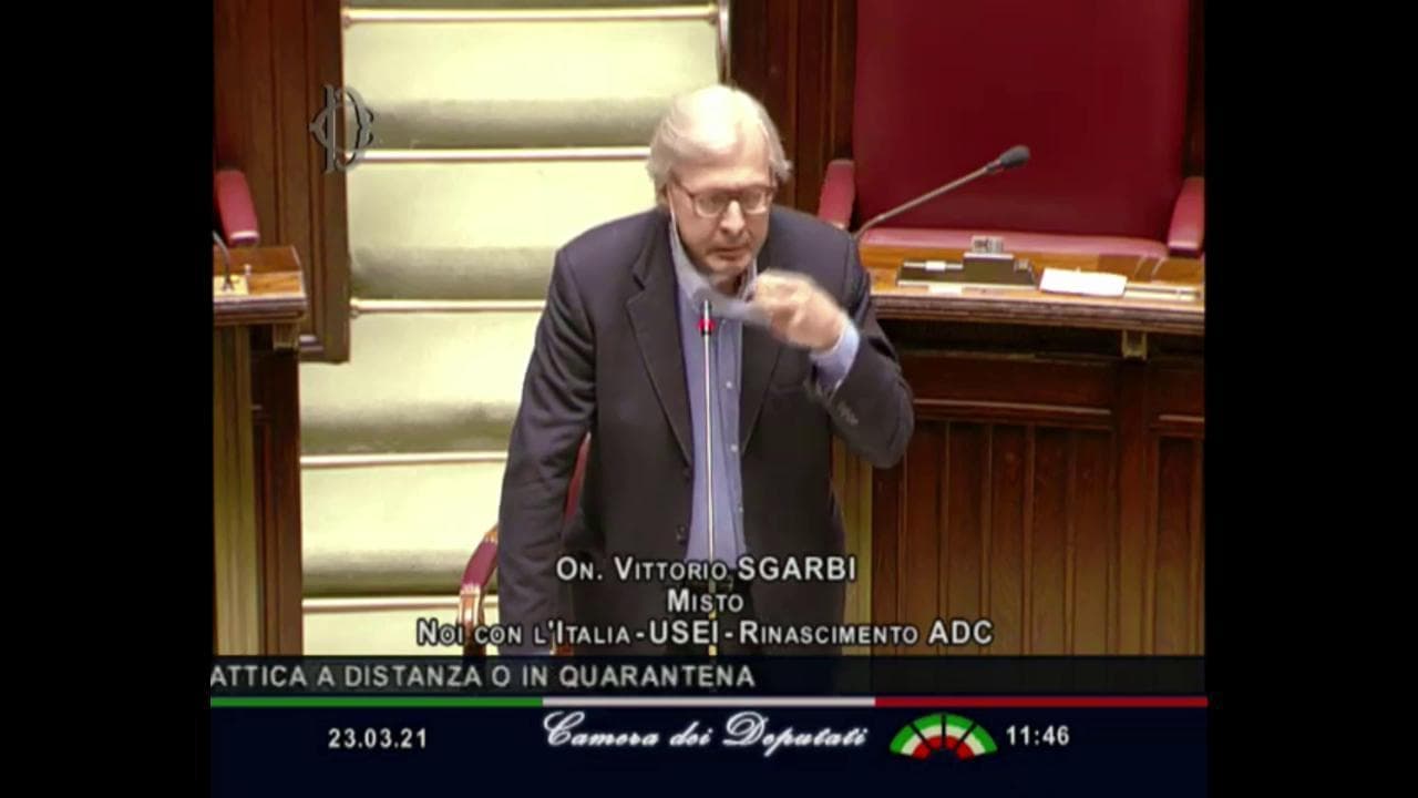 Sgarbi alla Camera: "Ho il cancro, chiedo di parlare senza mascherina"