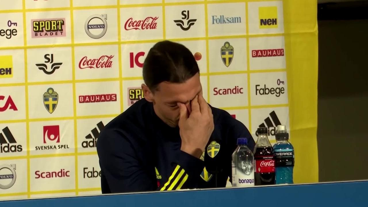 Calcio, Ibra si commuove in conferenza stampa parlando del figlio: "Non voleva andassi via"