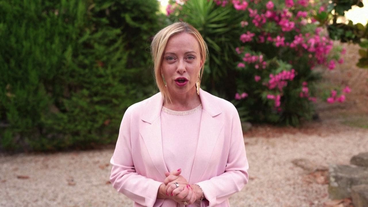 Grazia a Zaki, Meloni: "Ringrazio Al Sisi per questo gesto. Domani Patrick sarà in Italia"