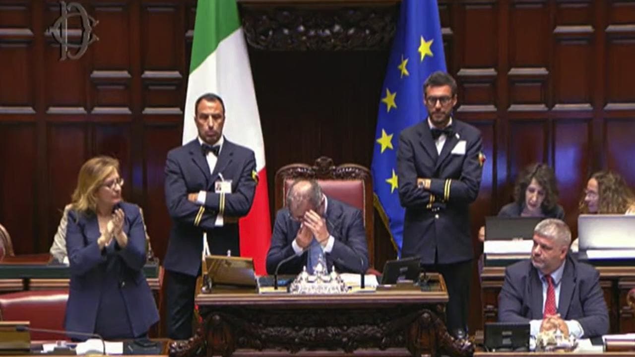 Addio Andrea Purgatori, l'applauso della Camera e le lacrime di Mulè: "Grande giornalista e amico"