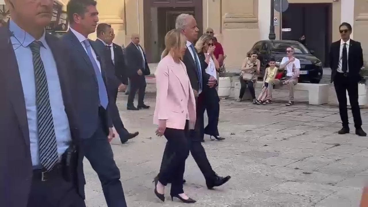 Palermo, l'arrivo di Meloni nella chiesa in cui è sepolto Falcone