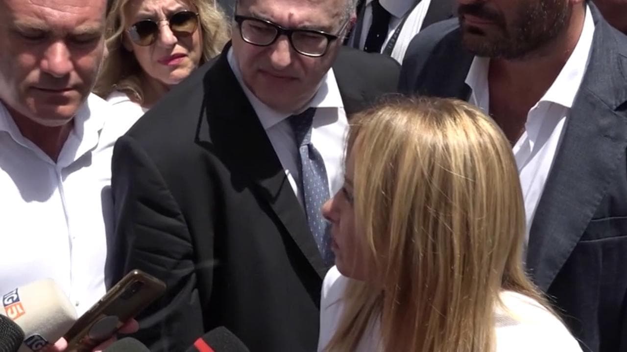Meloni: "Concorso esterno? Mi concentrerei su altre priorità"