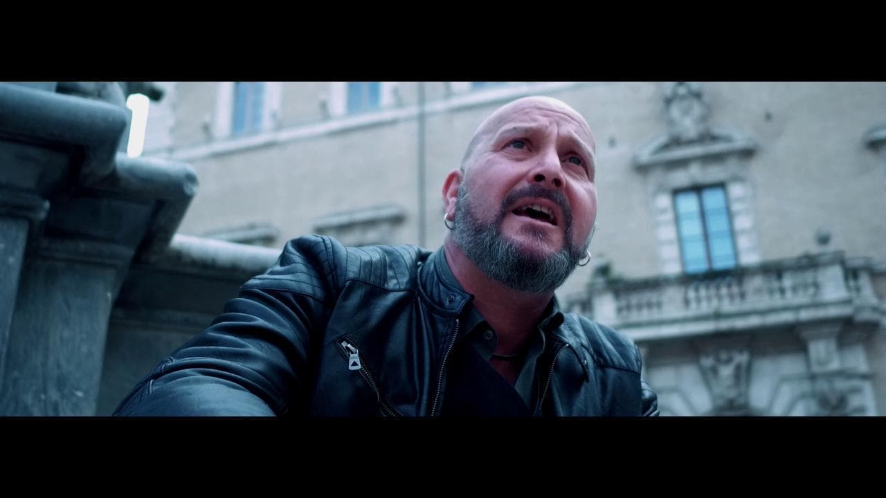 Claudio Sorrentino, l'ex vincitore de 'L'Eredità' si scopre rocker: ecco 'Su questa pelle mia'