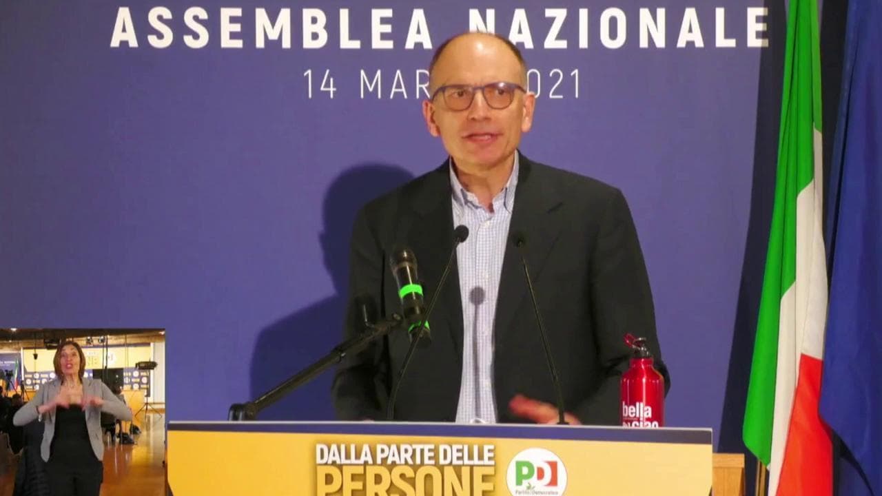 Letta: "Mi candido ma serve nuovo Pd, non un nuovo segretario"