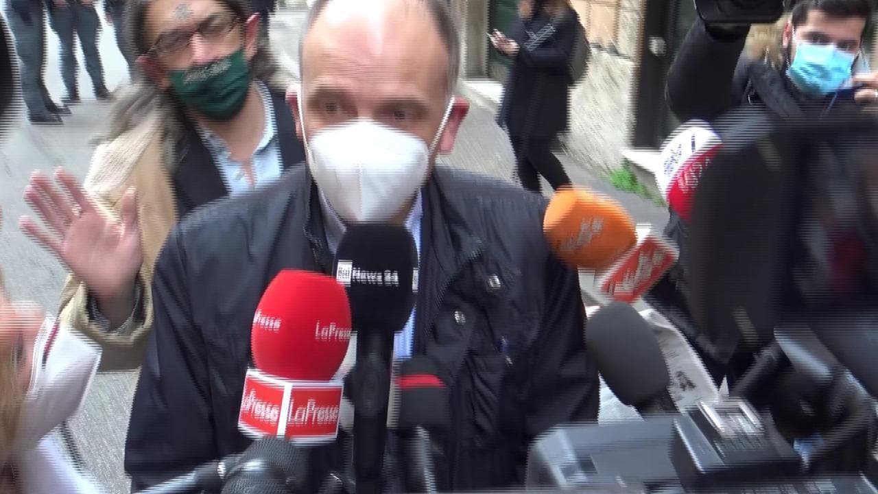 Assemblea Pd, Letta cita Manzoni arrivando al Nazareno: "Ho dormito come il principe di Condé"