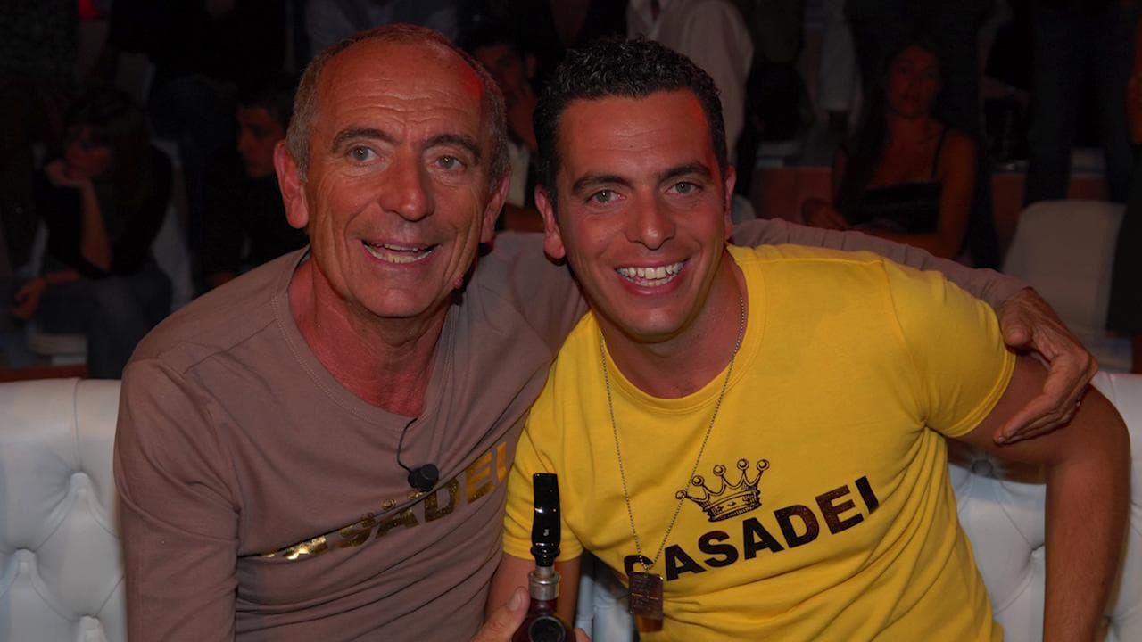 Morte Casadei, intervista al figlio Mirko: "Momento triste, ma resta il suo messaggio di positività"