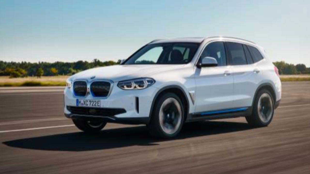 Bmw: al debutto la nuova X3 elettrica