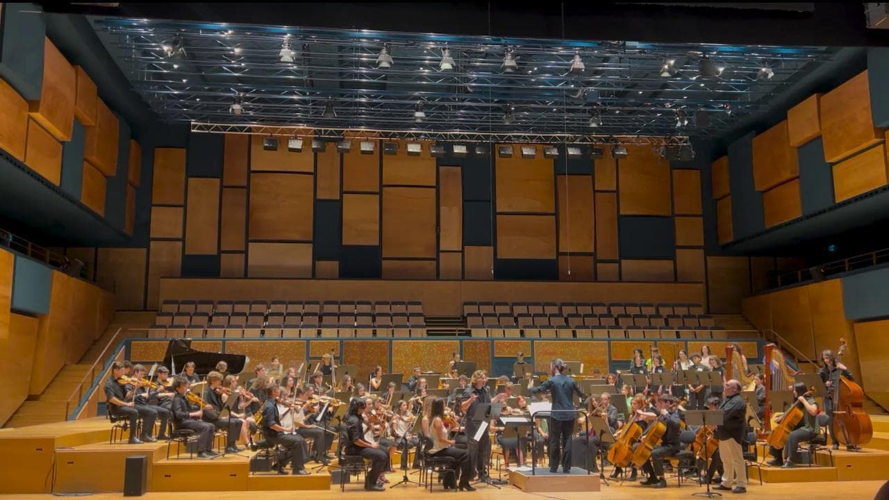 I giovanissimi della Jazz Campus Orchestra al teatro del Maggio fiorentino: l'esibizione con l'Orchestra dei ragazzi di Fiesole