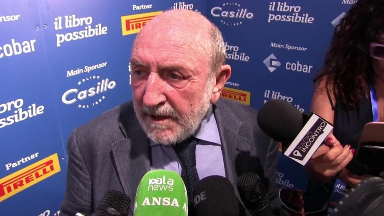 Galimberti: "Meloni e Salvini non dicano di essere cristiani, Gesù è stato accolto da straniero"
