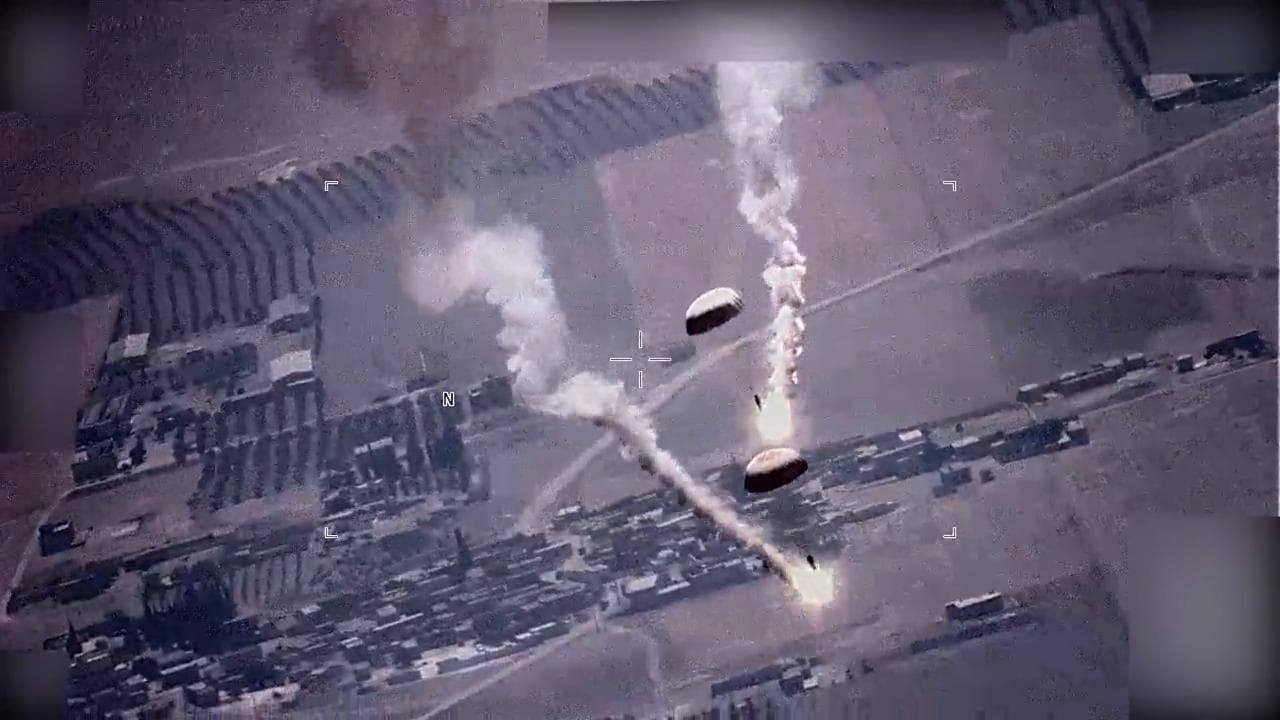 Il sukhoi russo cerca di abbattere il drone Usa