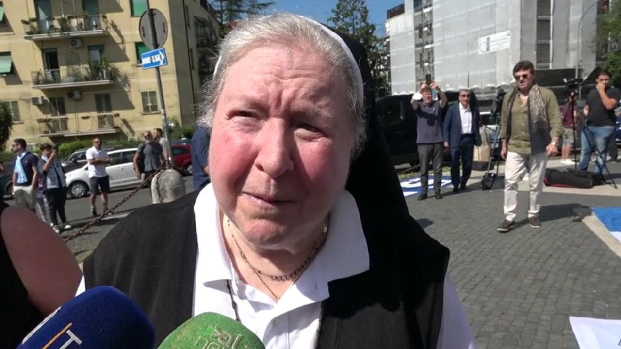 Funerali D'Amico, Suor Paola: "Vincenzo persona speciale, gli hanno voluto tutti bene"