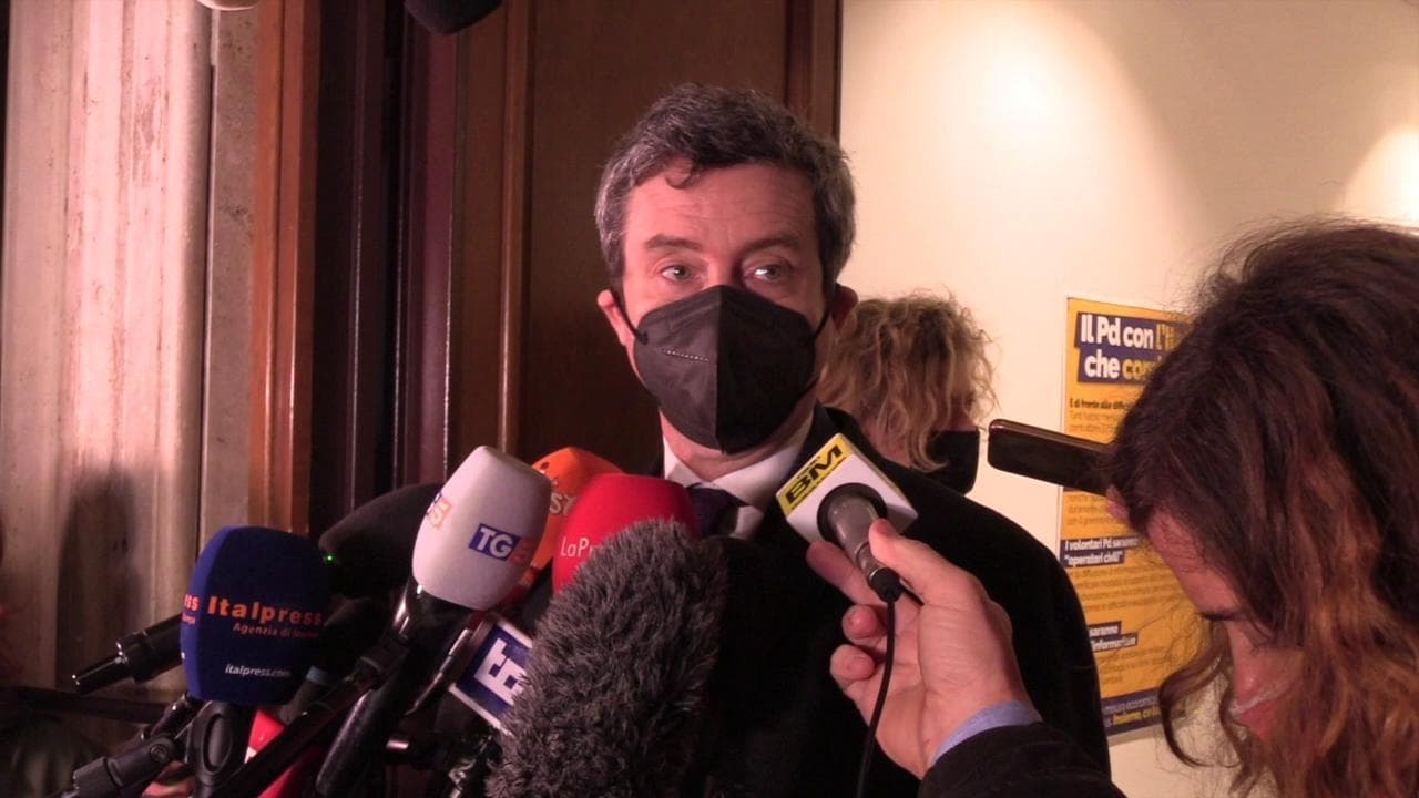 Dimissioni Zingaretti, Orlando: "Chiedere tutti insieme di ripensarci". Nannicini: "Serve congresso"