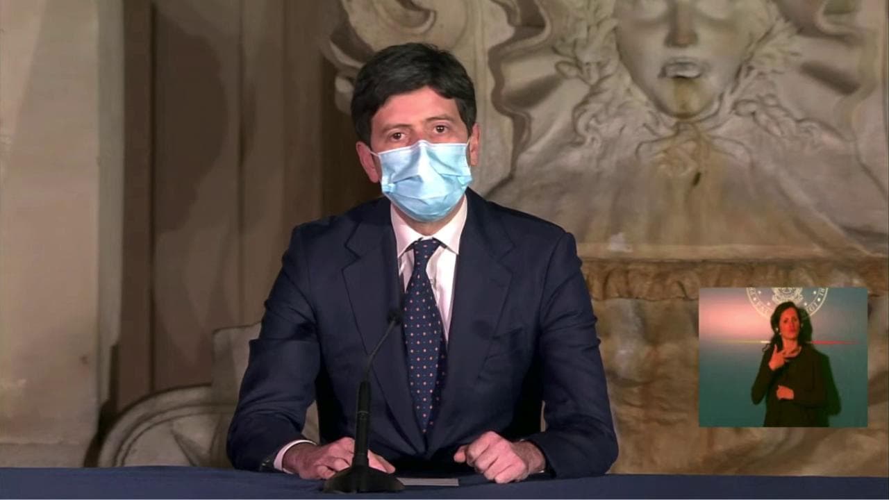 Dpcm, Speranza: "Scuole chiuse in zona rossa o se ci sono 250 casi ogni 100mila abitanti"