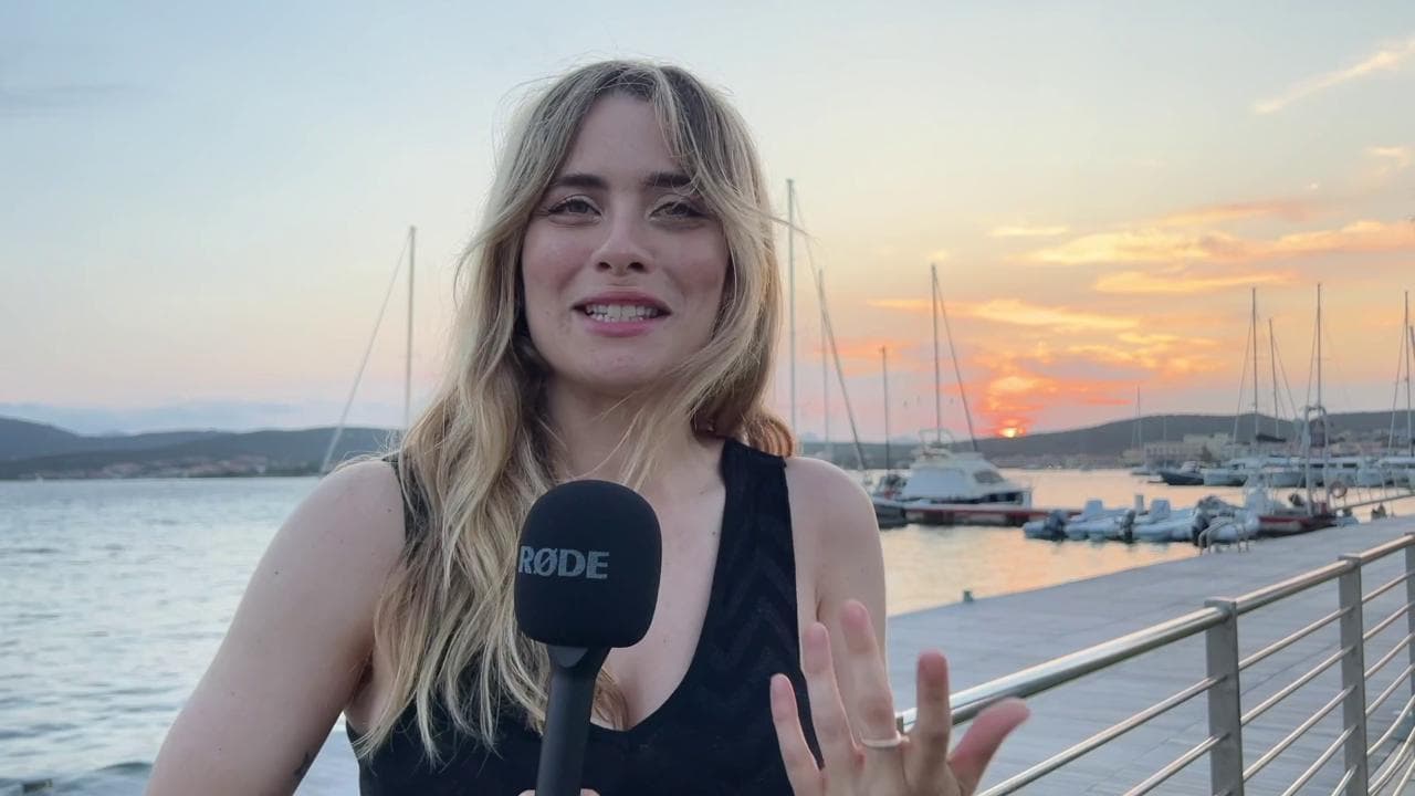 Greta Scarano, debutto alla regia. "Giravo corti già da adolescente ma erano orrendi"