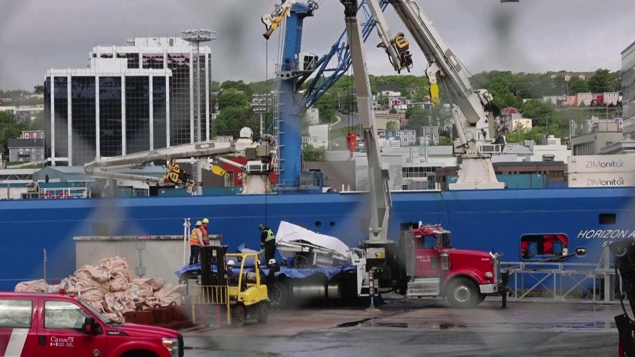 I resti del sommergibile Titan arrivano in Canada