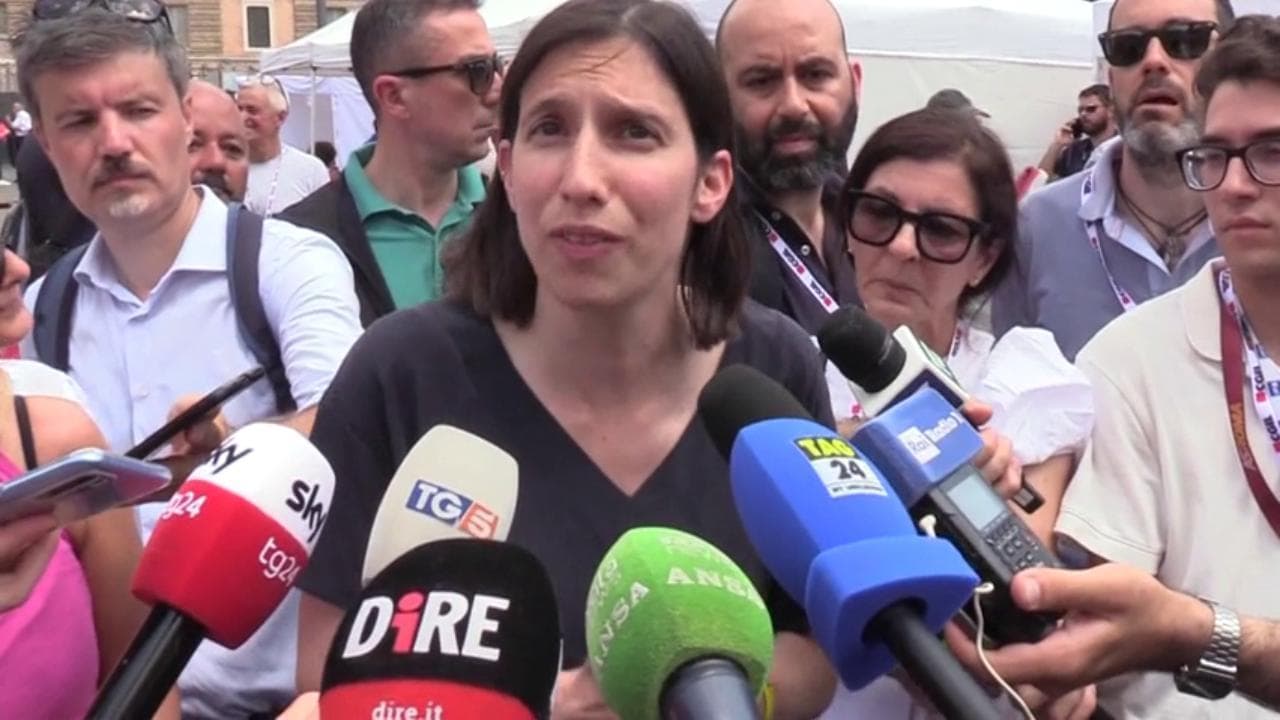Santanché, Schlein: "Si dimetta. Il nuovo tema è il prestito di 2,7 milioni per la pandemia"