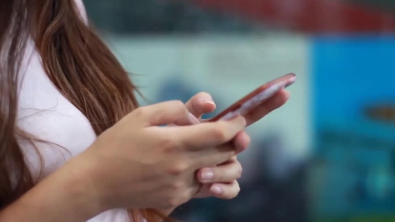 Maturità 2023, la polizia può "spiare" gli smartphone? La guida anti-bufale