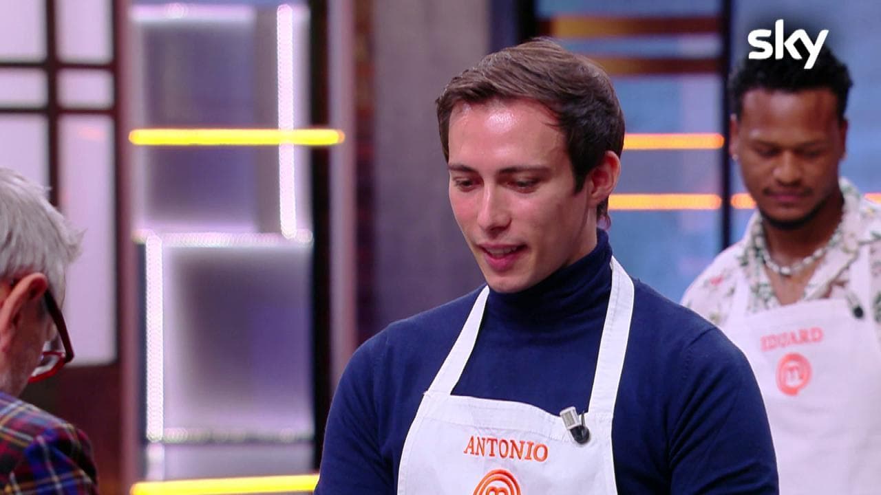 Masterchef, Antonio imita Cannavacciuolo: lo sguardo dello chef non promette bene
