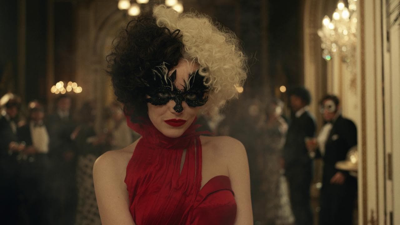 'Crudelia', Emma Stone perfida e un po' folle nel nuovo live action Disney