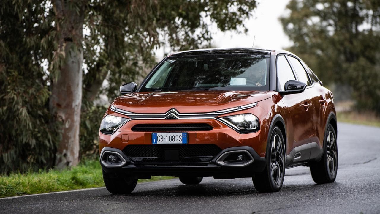 Nuova ë-C4 100% ëlectric e nuova C4, rivoluzione Citroën