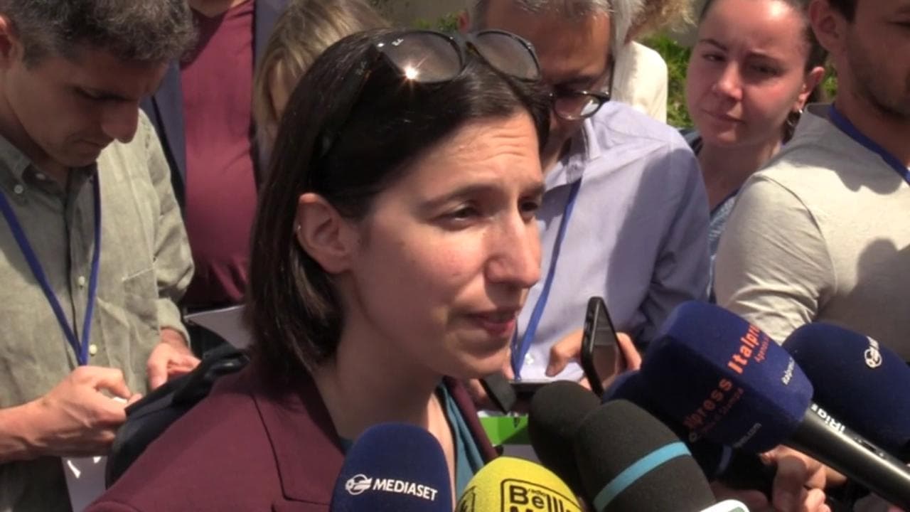Violenza sulle donne, Schlein: "Mancano risorse per formazione ed educazione"