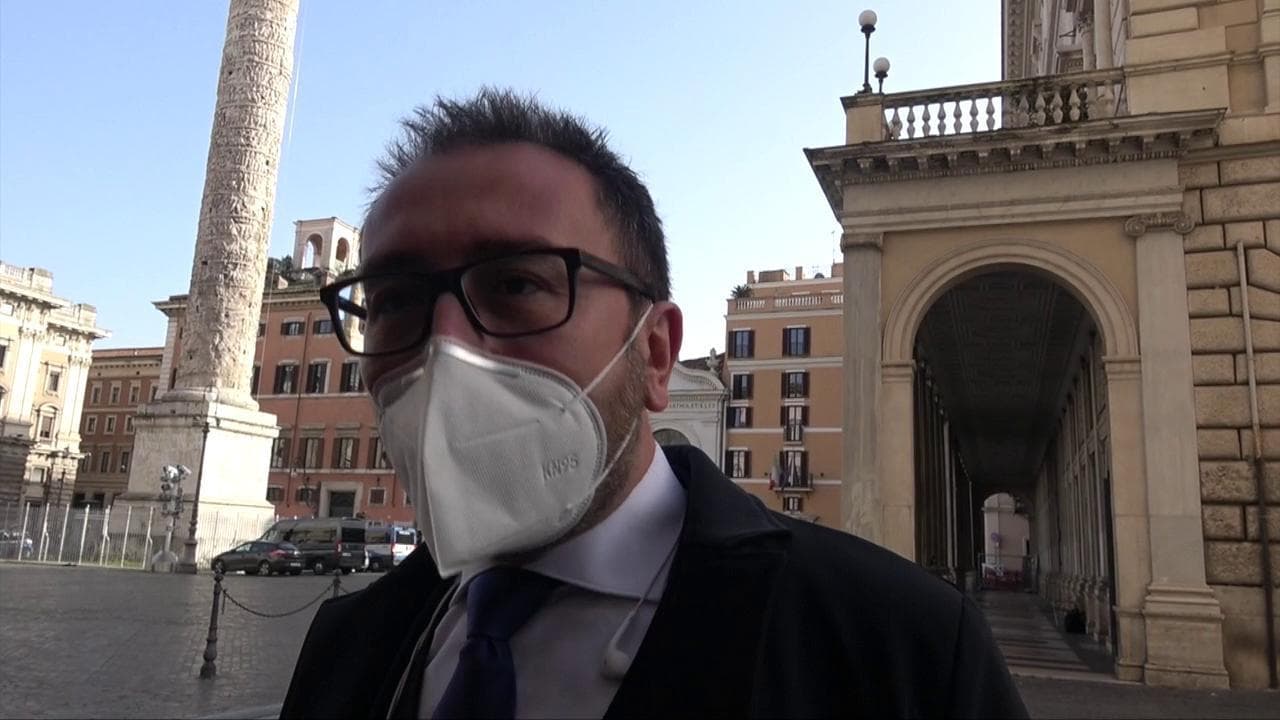 Governo, Bonafede: "Da M5s sempre grande maturità, affronteremo momento difficile compatti"