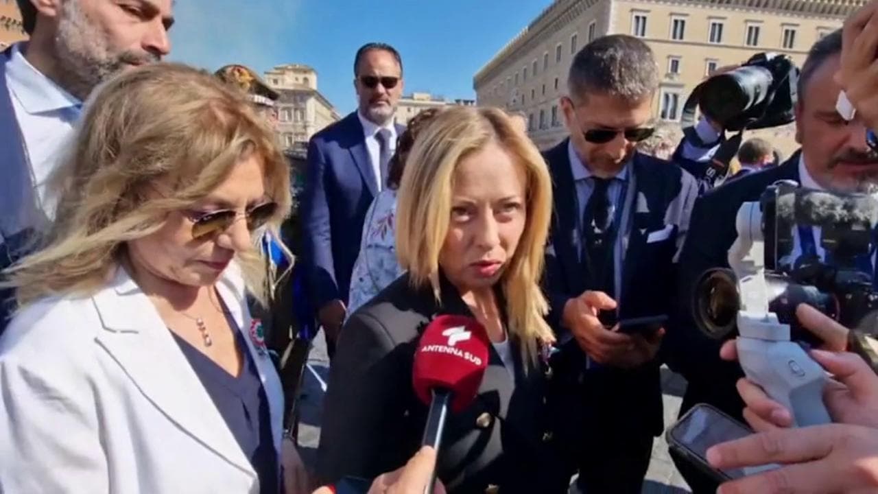 2 giugno, Meloni: "Patria è un insieme di sacrifici compiuti da chi c'era prima e per chi verrà"