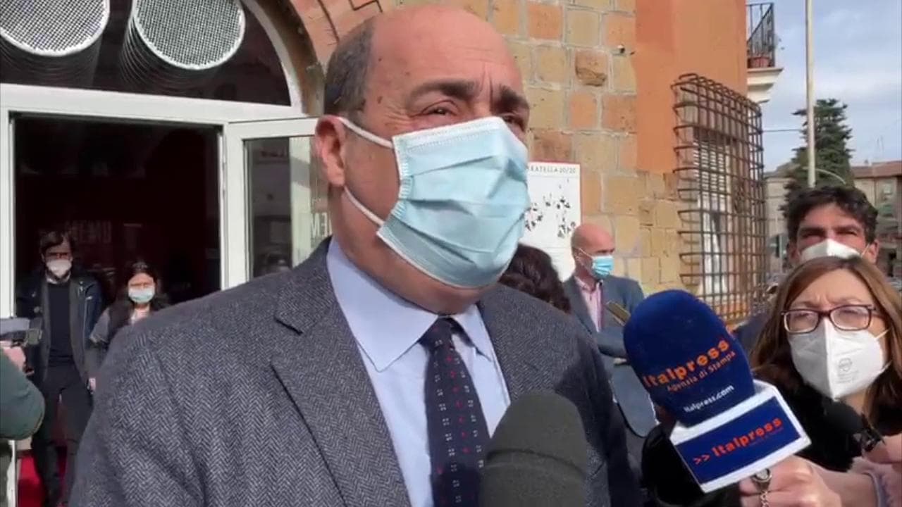 Governo, Zingaretti: "Sono fiducioso, da tutti c'è volontà sincera. Ora è il momento del confronto"