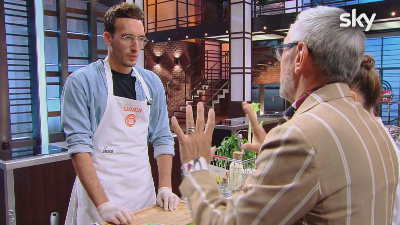 Masterchef, Monir alla chef Karime Lopez: "E' carina". Barbieri lo sgrida