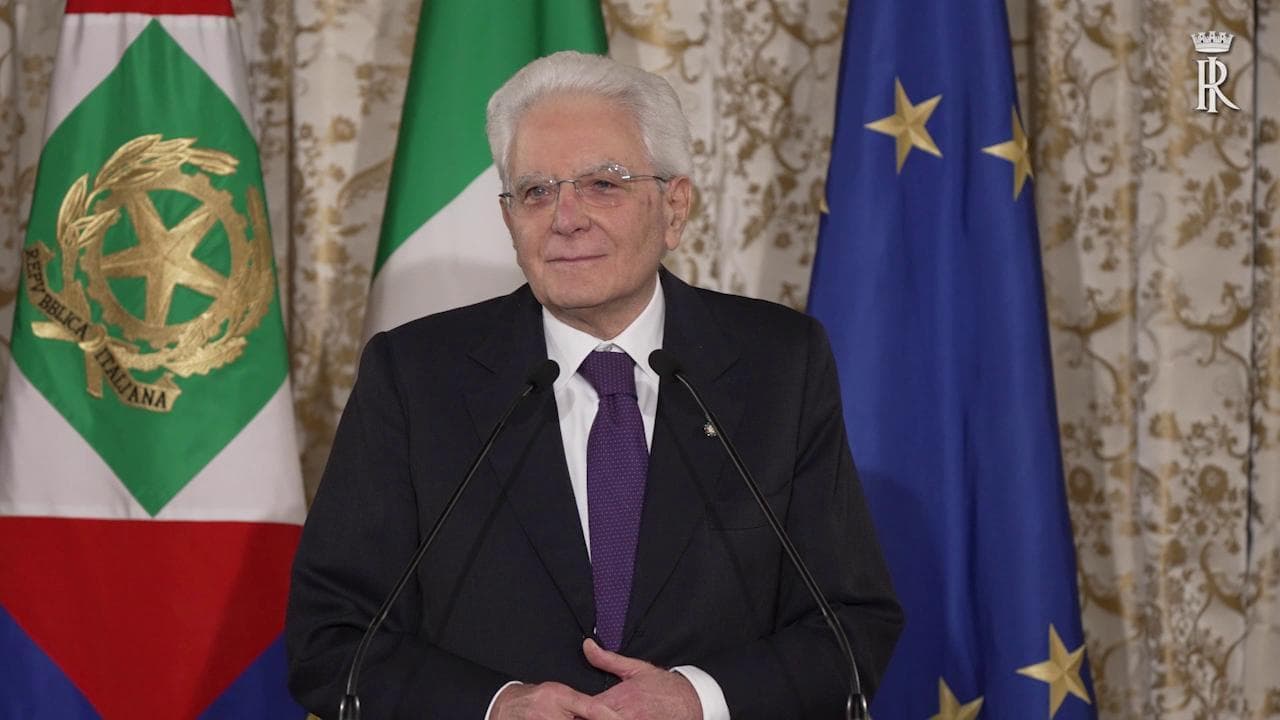 Mattarella incontra Inter e Fiorentina per la finale di Coppa Italia e scherza : "Il mio ruolo mi impone di tifare per gli arbitri"