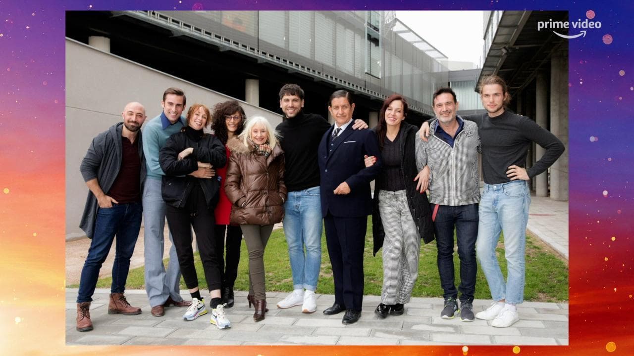 Raffaella Carrà, l'omaggio del cast 'Ballo ballo': "È una forza della natura"