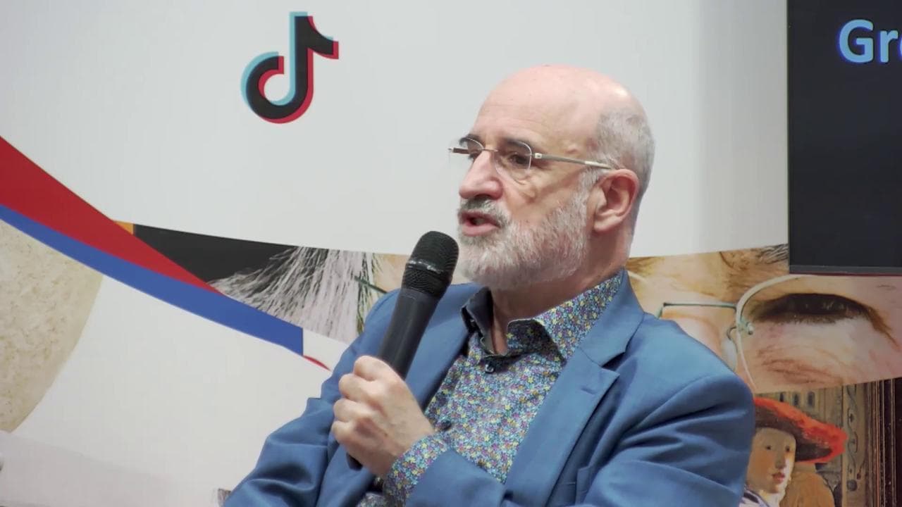 Salone del libro 2023, Arena Robinson: Incontro con Ferdinando Aramburu