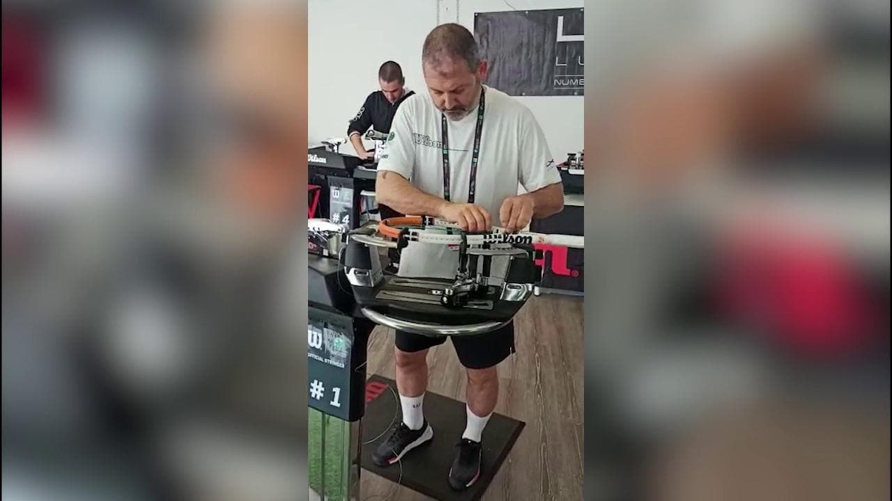 Quando le corde di una racchetta suonano come un violino